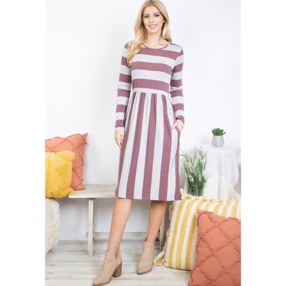 Perfect Peach Lightweight Long Sleeve Striped A Line Dress with Pockets - Picture 2 of 9